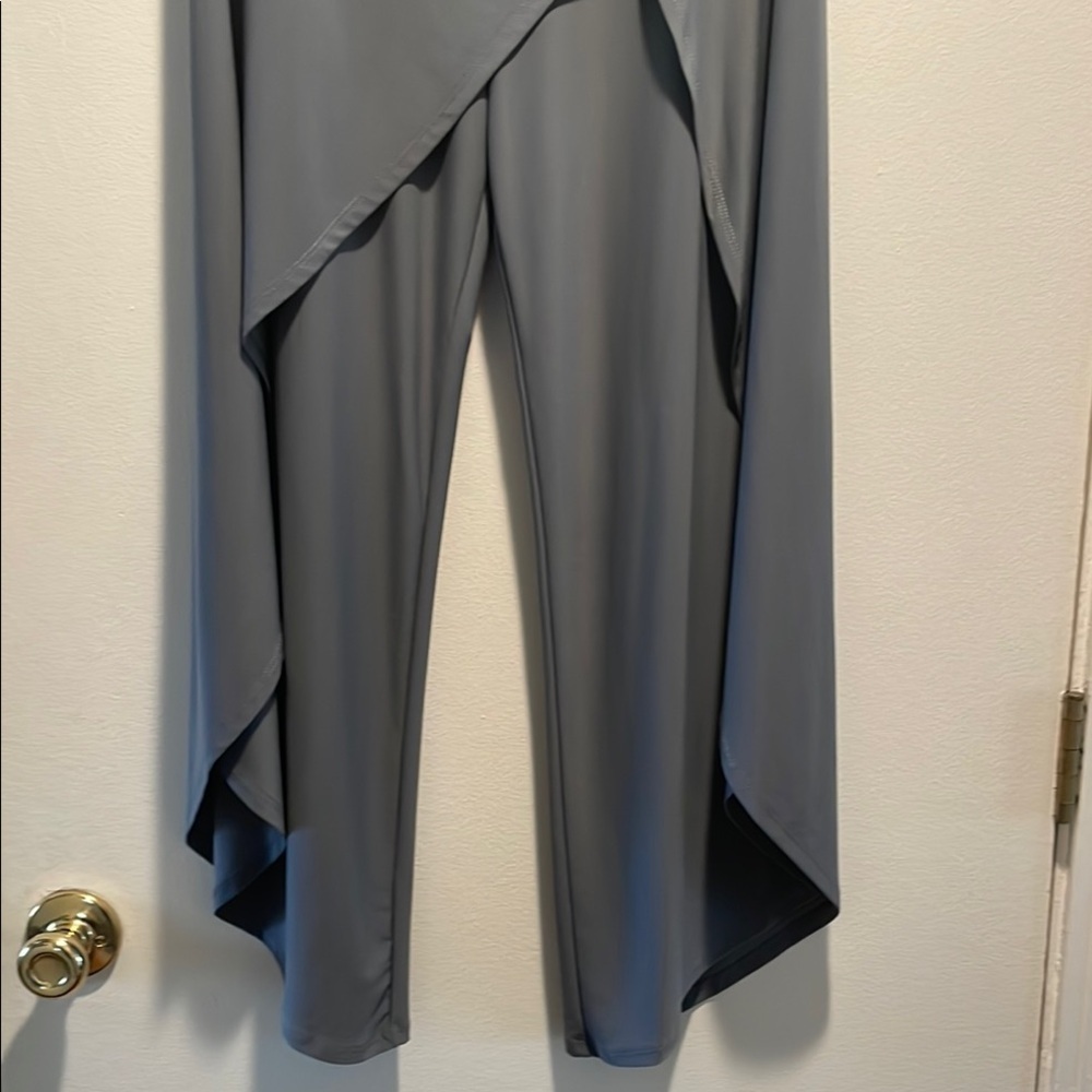 Focus by JJ Steel Gray Wrapped Asymmetrical Pull Up Draped Wide-Leg Pants - Picture 4 of 10